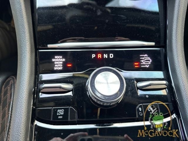 2023 Jeep Grand Cherokee Summit