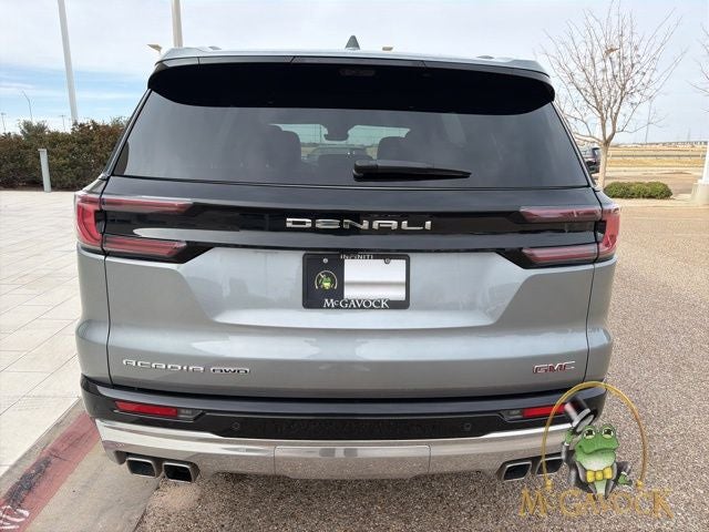 2025 GMC Acadia Denali