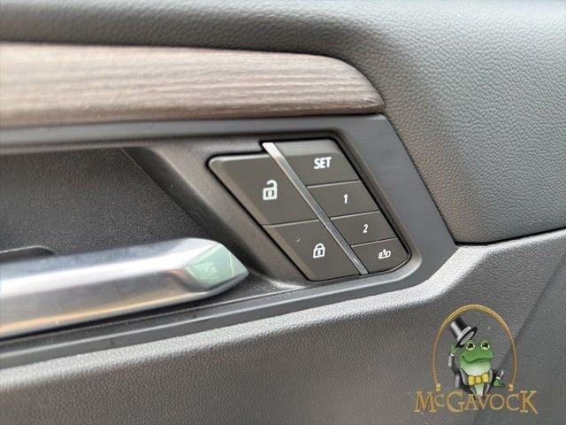 2025 GMC Acadia Denali