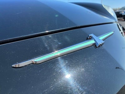 2005 Ford Thunderbird Base