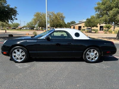 2005 Ford Thunderbird Base