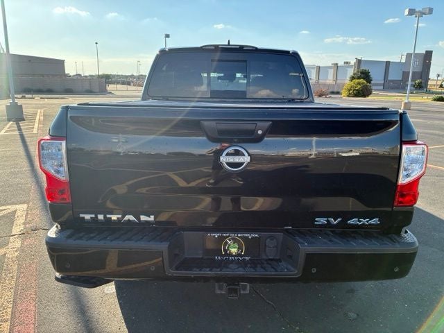 2023 Nissan Titan SV