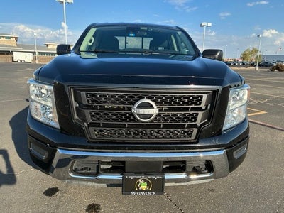 2023 Nissan Titan SV