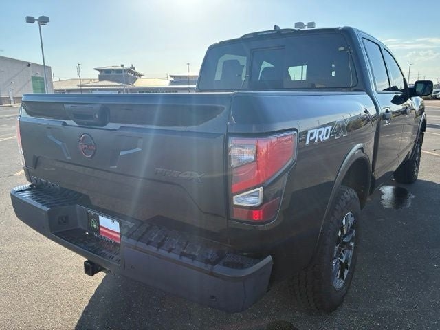 2024 Nissan Titan PRO-4X