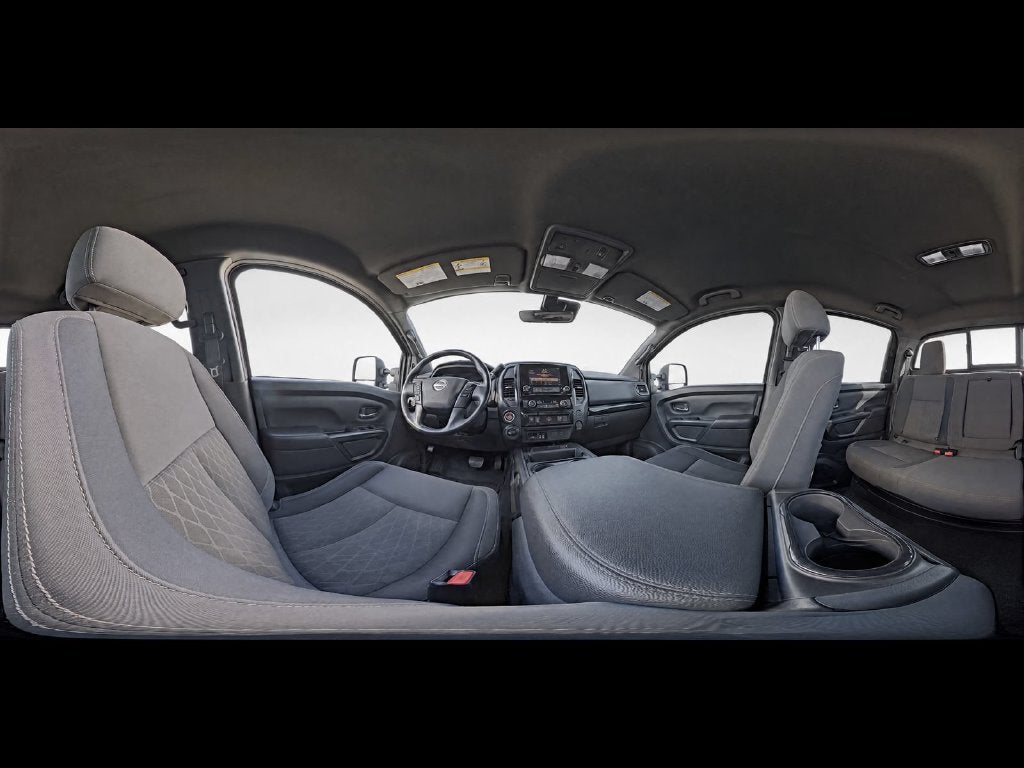 2024 Nissan Titan SV