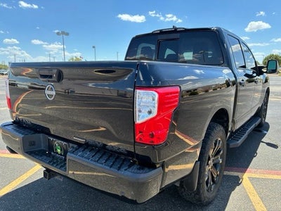 2023 Nissan Titan SV
