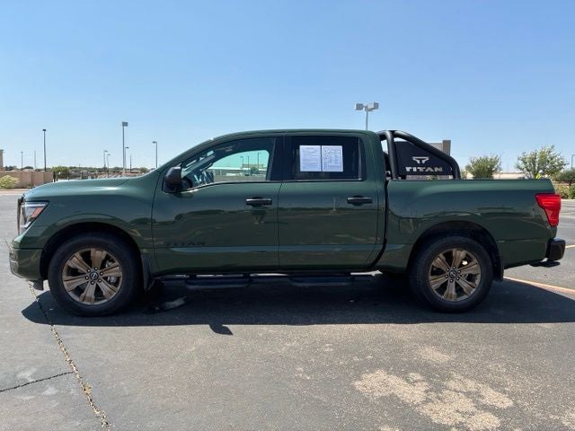 2024 Nissan Titan SV