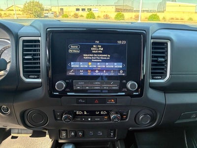 2024 Nissan Frontier SV