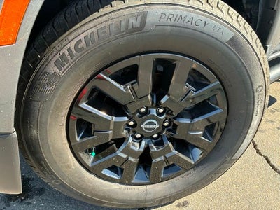 2024 Nissan Frontier SV