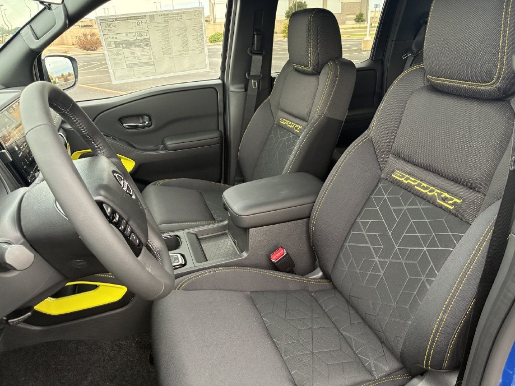 2027 Nissan Frontier SV