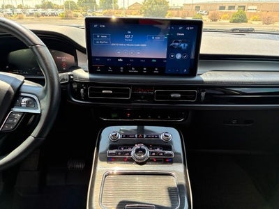 2022 Lincoln Nautilus Standard