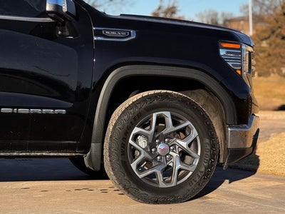 2023 GMC Sierra 1500 SLT