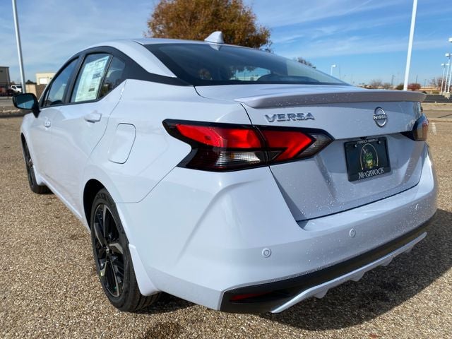 2025 Nissan Versa 1.6 SR