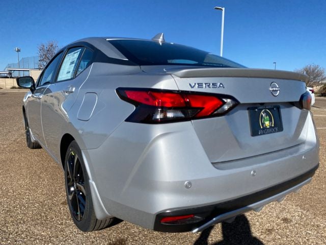 2025 Nissan Versa 1.6 SR
