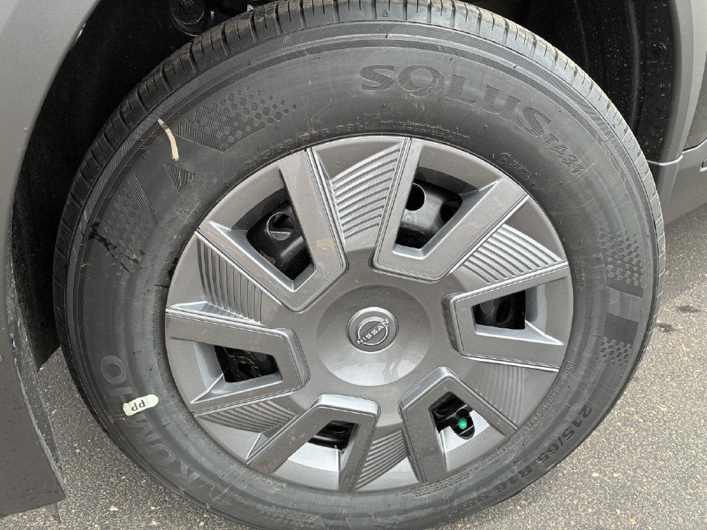 2027 Nissan Kicks S