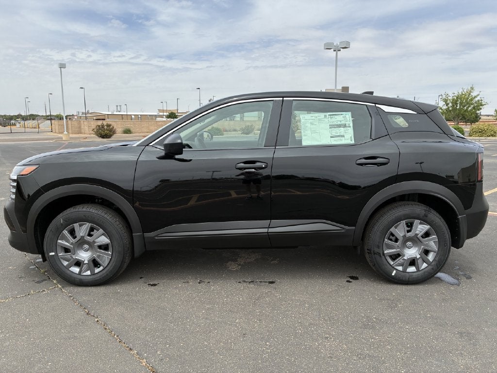 2027 Nissan Kicks S