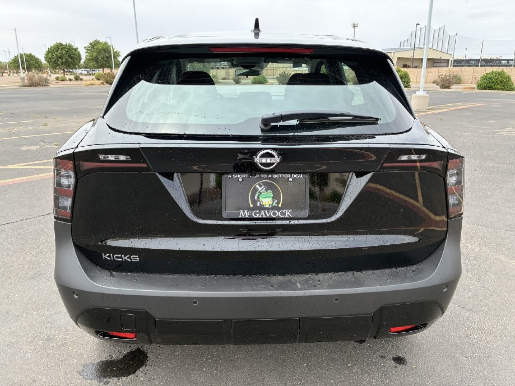 2027 Nissan Kicks S
