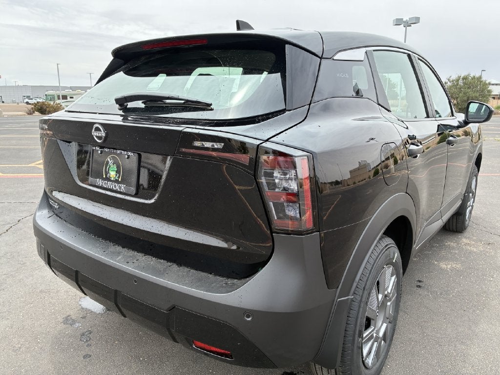 2027 Nissan Kicks S
