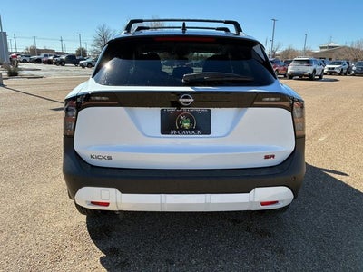 2026 Nissan Kicks SR