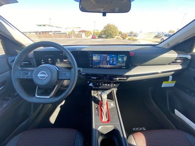2026 Nissan Kicks SR