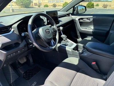 2024 Toyota RAV4 Hybrid SE