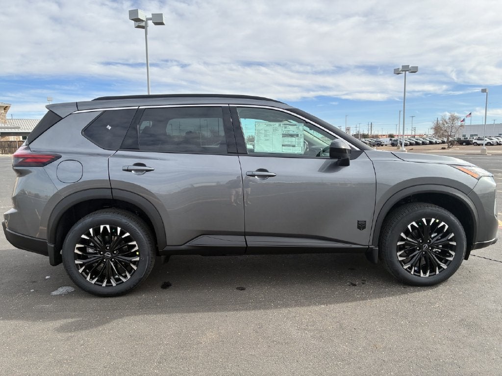 2026 Nissan Rogue Dark Armor