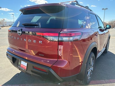 2026 Nissan Pathfinder SV