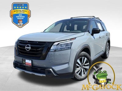 2024 Nissan Pathfinder SL