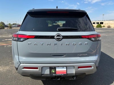 2025 Nissan Pathfinder Platinum