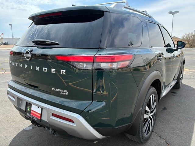 2023 Nissan Pathfinder Platinum