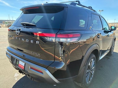 2026 Nissan Pathfinder Platinum