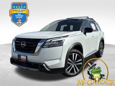 2025 Nissan Pathfinder Platinum