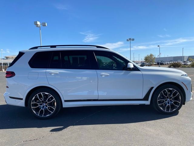 2025 BMW X7 xDrive40i