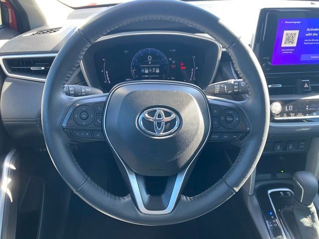 2024 Toyota Corolla Cross XLE