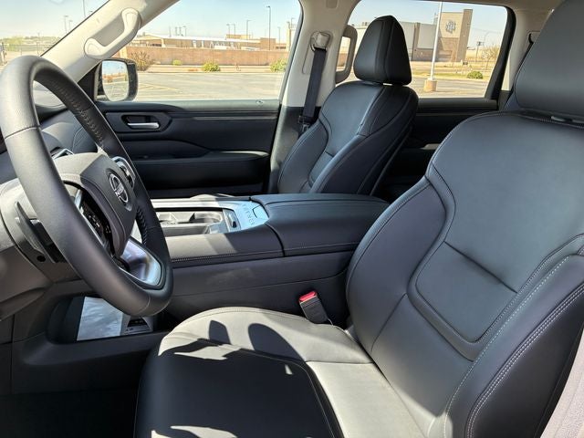 2026 Nissan Armada SV