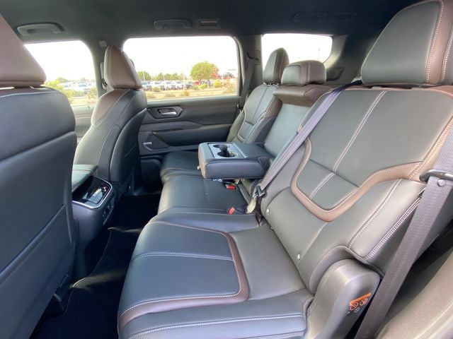 2025 Nissan Armada SL