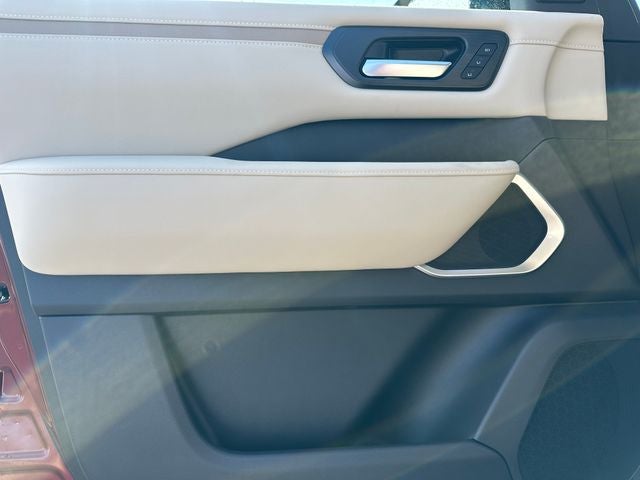 2025 Nissan Armada Platinum