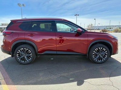 2025 Nissan Rogue SL