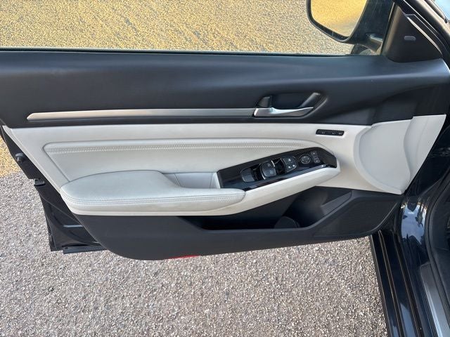 2020 Nissan Altima 2.0 Platinum