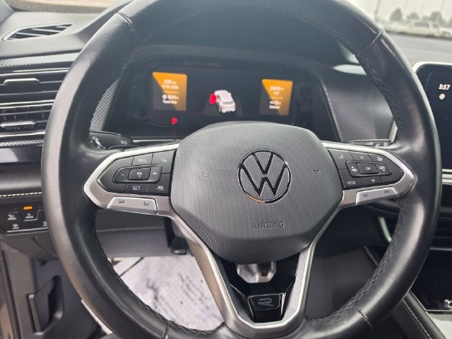 2024 Volkswagen Atlas Cross Sport 2.0T SEL R-Line