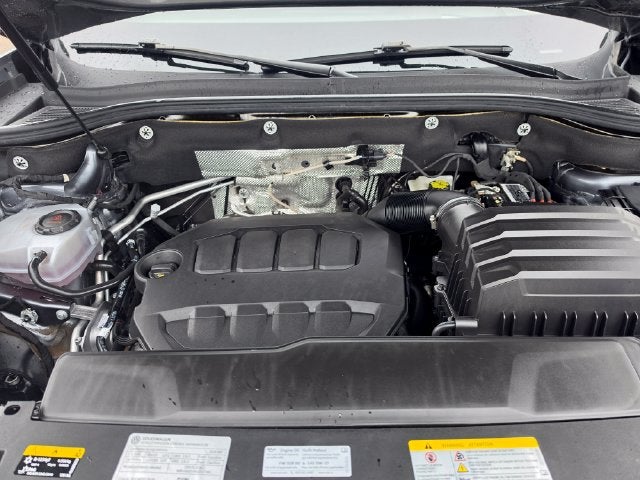 2024 Volkswagen Atlas Cross Sport 2.0T SEL R-Line
