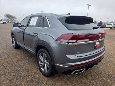 2024 Volkswagen Atlas Cross Sport 2.0T SEL R-Line