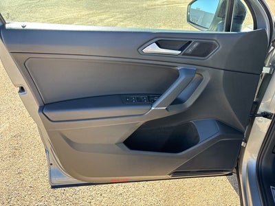 2020 Volkswagen Tiguan 2.0T SE R-Line Black