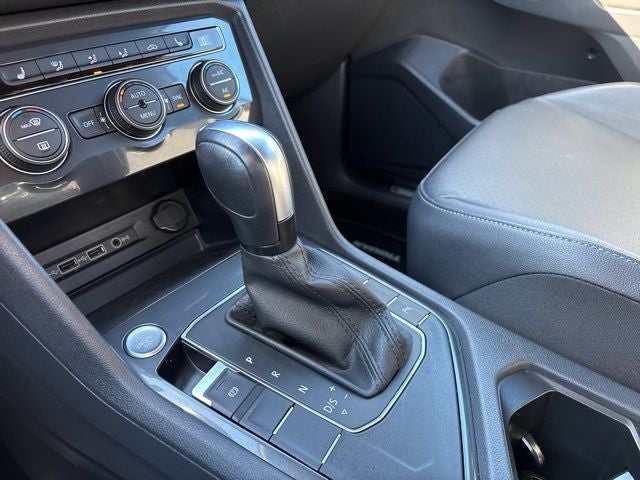 2020 Volkswagen Tiguan 2.0T SE R-Line Black