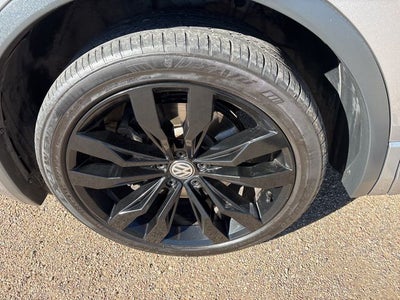 2020 Volkswagen Tiguan 2.0T SE R-Line Black