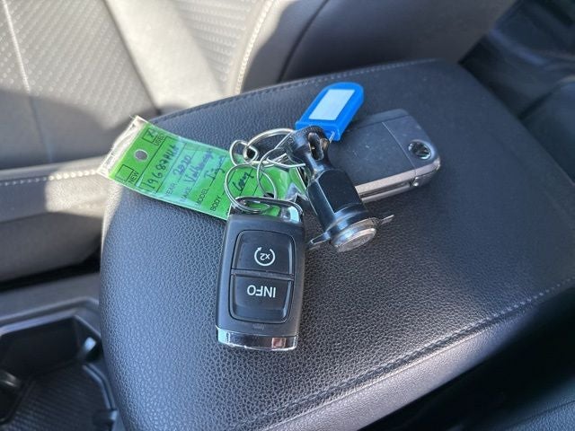 2020 Volkswagen Tiguan 2.0T SE R-Line Black