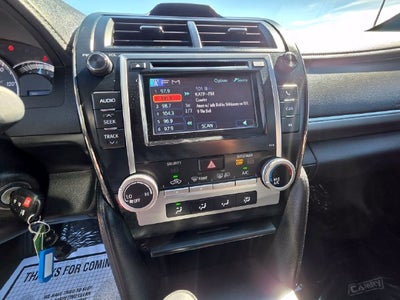 2014 Toyota Camry SE