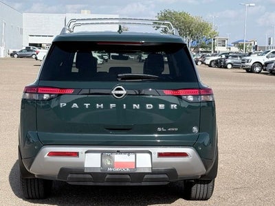 2024 Nissan Pathfinder SL