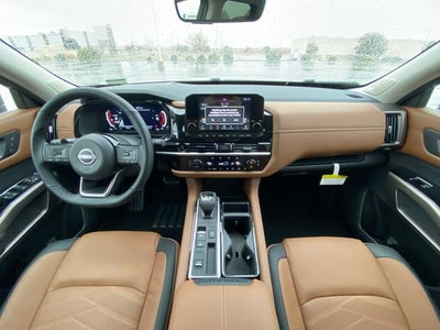 2025 Nissan Pathfinder Platinum