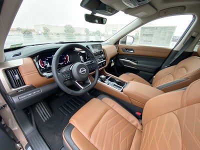 2025 Nissan Pathfinder Platinum